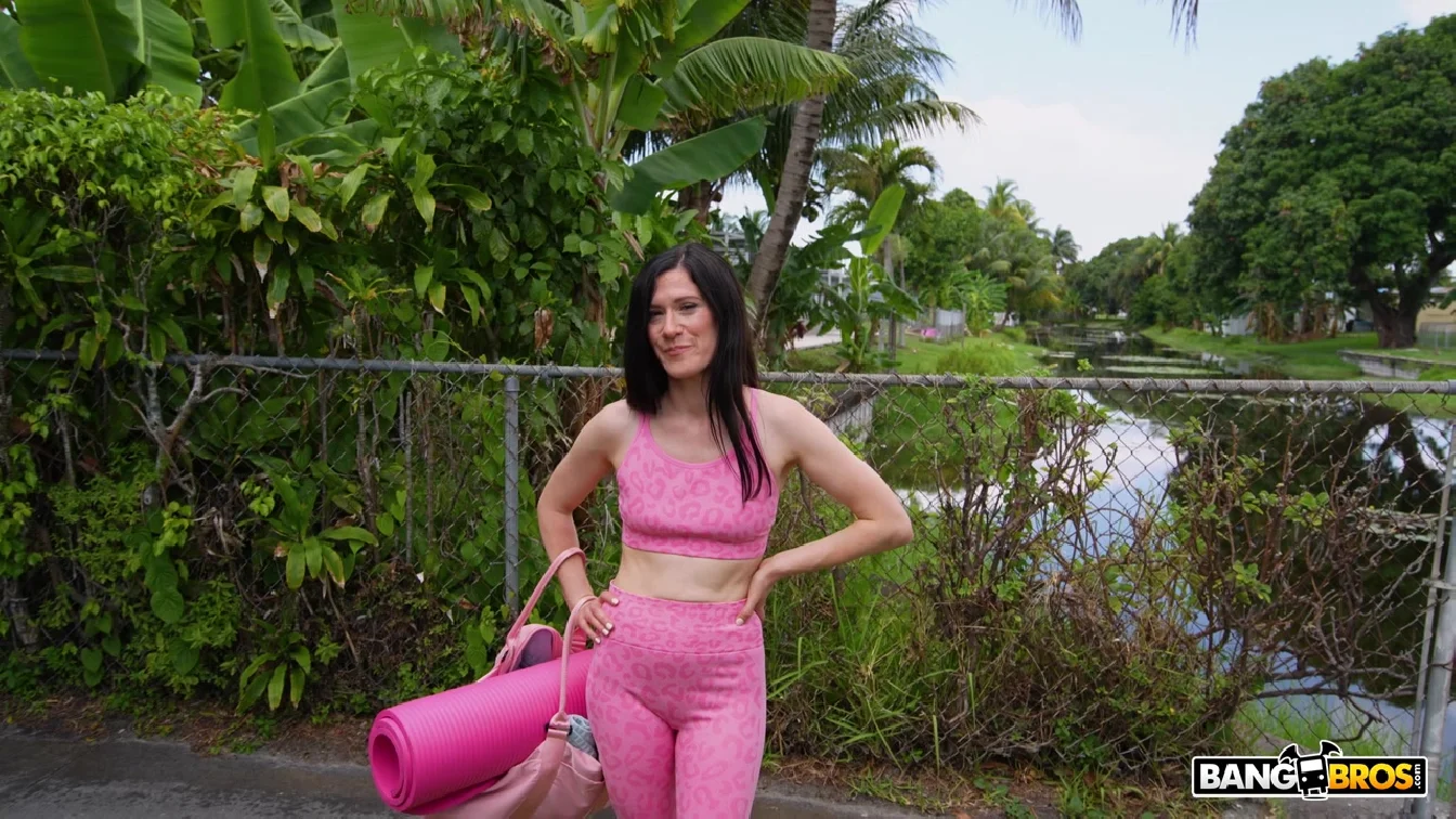 Preview of BangBus Hope Fontaine XXX